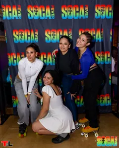 ImprintNow.ca - Adjustable Stand Banners