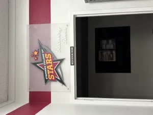 ImprintNow.ca - 3D Acrylic Signs