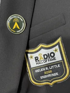 ImprintNow.ca - Epoxy Lapel Pin