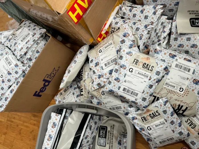 ImprintNow.ca - Custom Poly Mailer