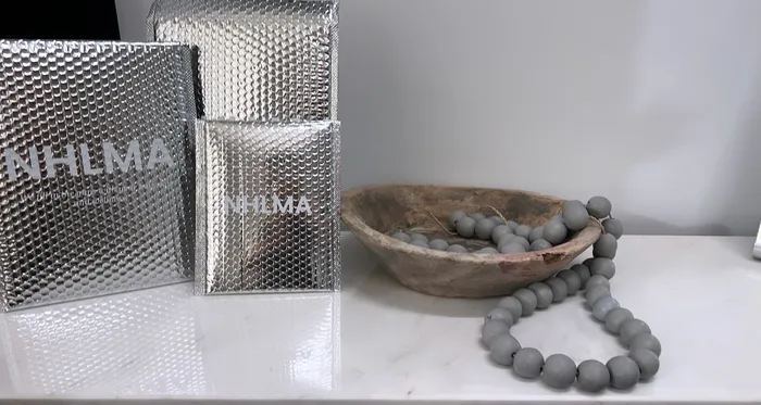 ImprintNow.ca - Custom Matte Bubble Mailer