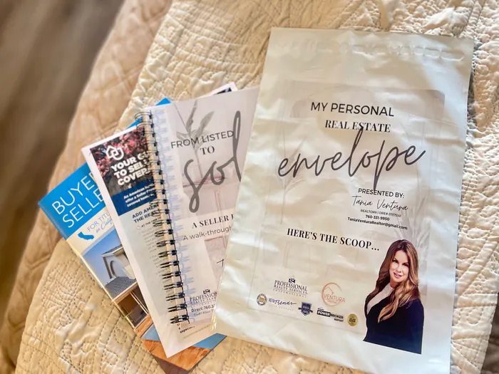 ImprintNow.ca - Custom Poly Mailer