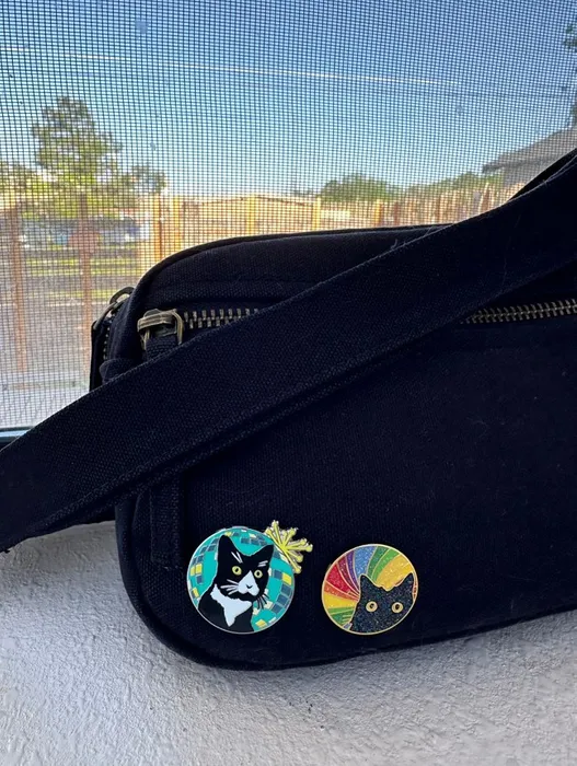 ImprintNow.ca - Hard Enamel Pin