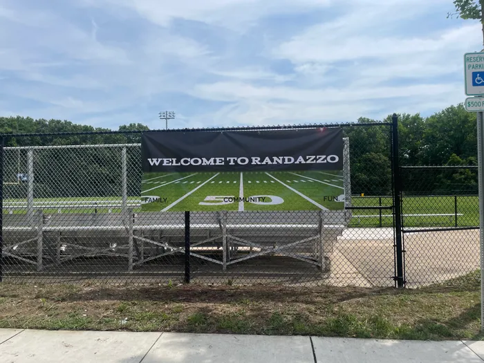 ImprintNow.ca - Custom Vinyl Banners