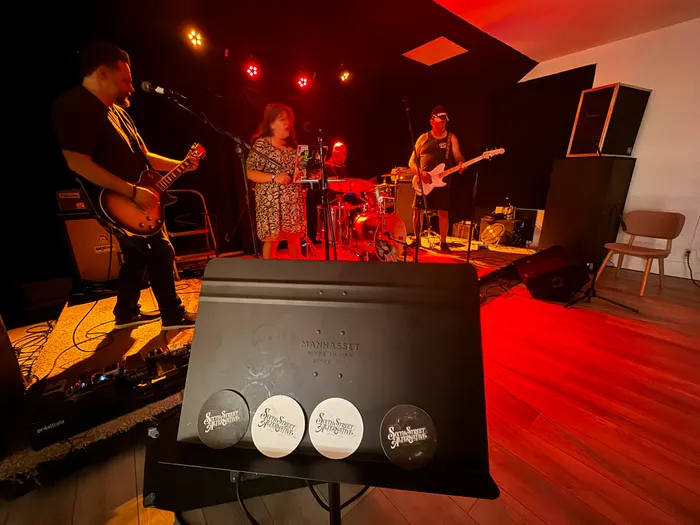 ImprintNow.ca - Paper Coasters