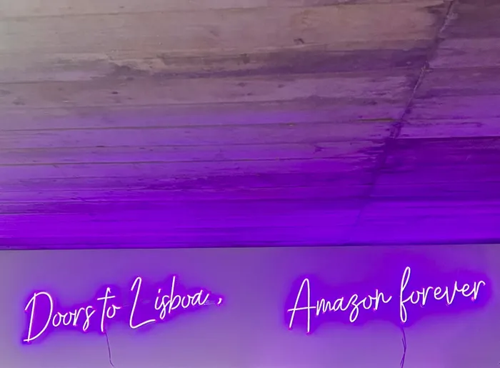 ImprintNow.ca - Custom Neon Sign