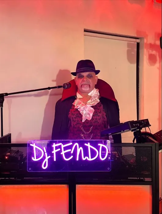 ImprintNow.ca - Custom Neon Sign