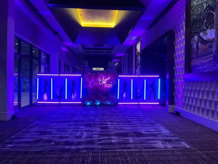 ImprintNow.ca - Custom Neon Sign