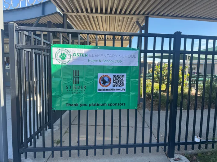 ImprintNow.ca - Custom Vinyl Banners