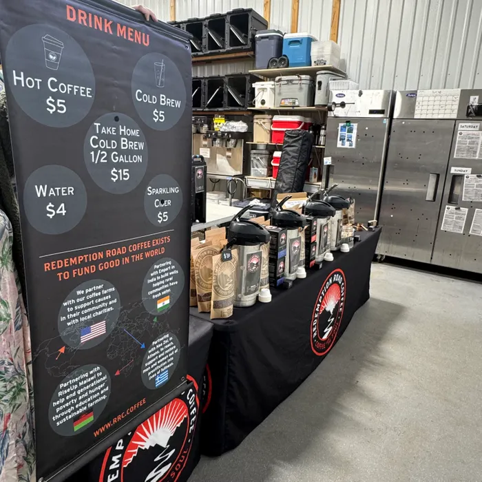 ImprintNow.ca - Pole Banners