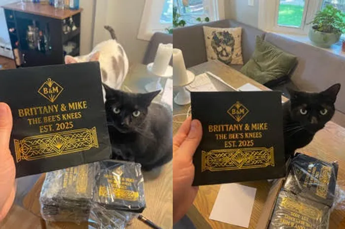 ImprintNow.ca - Custom Foil Stamped Beverage Napkin