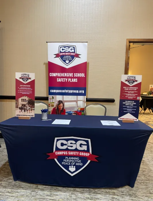 ImprintNow.ca - Roll Up Banner Stands