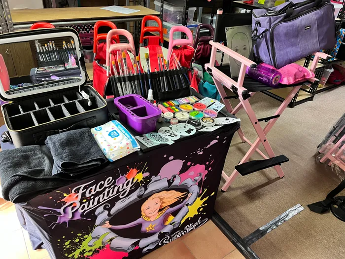 ImprintNow.ca - Custom Square Table Covers