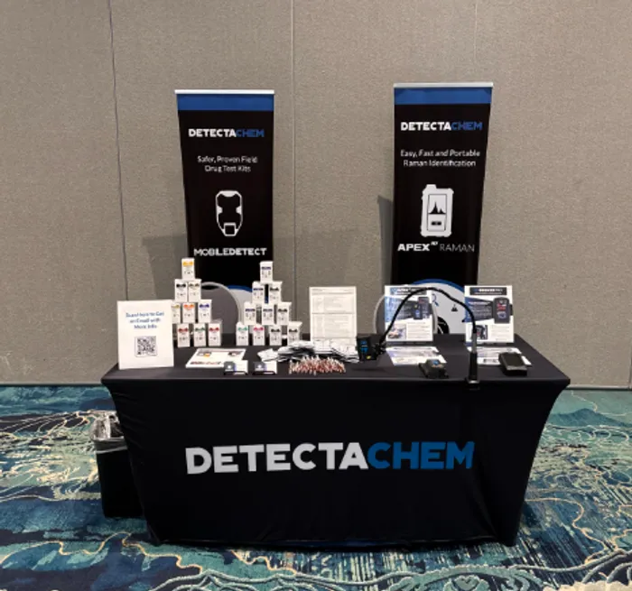 ImprintNow.ca - Custom Rectangle Table Covers