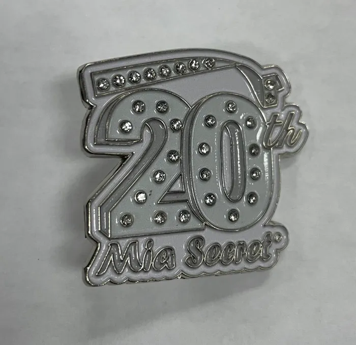 ImprintNow.ca - Rhinestone Pin