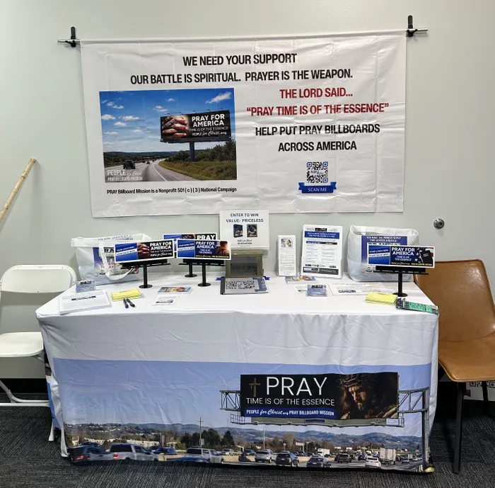 ImprintNow.ca - Custom Vinyl Banners