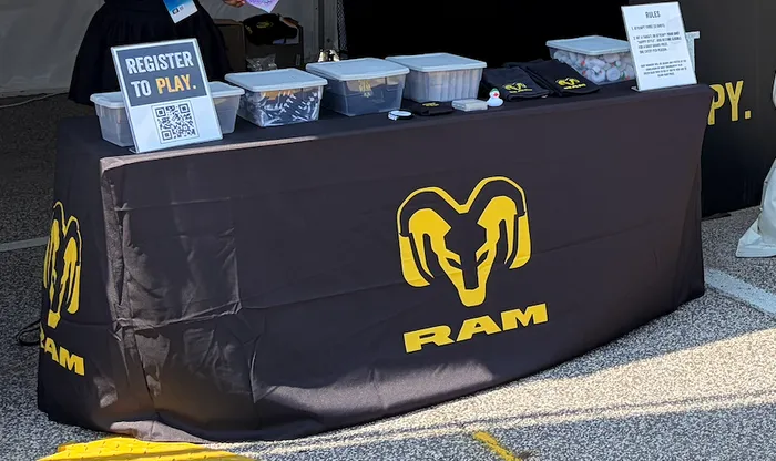 ImprintNow.ca - Custom Rectangle Table Covers