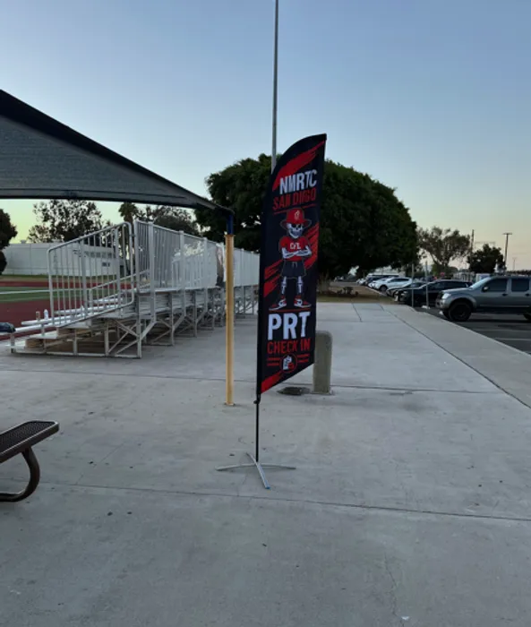 ImprintNow.ca - Custom Blade Flags