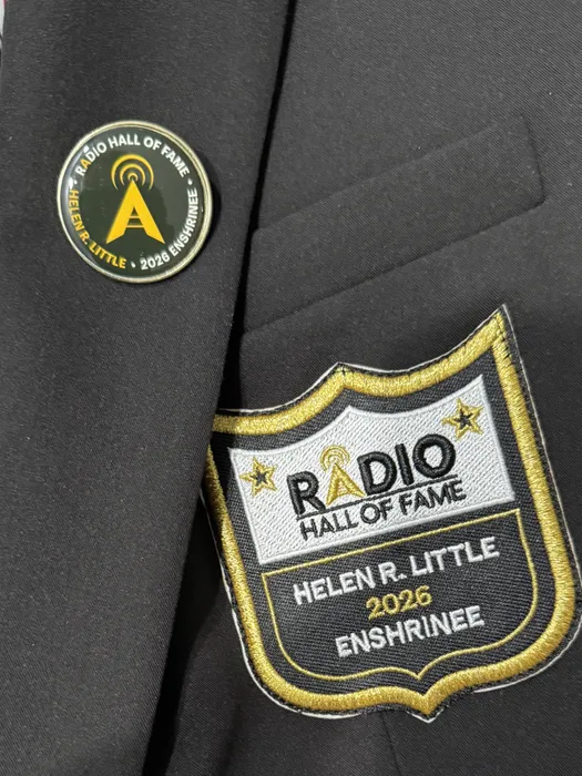 ImprintNow.ca - Epoxy Lapel Pin
