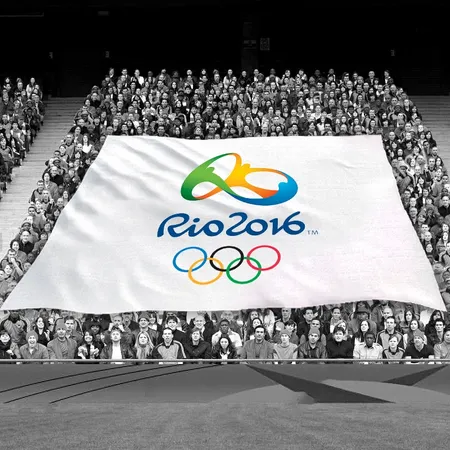 Crowd Flag - Imprint Now - CA