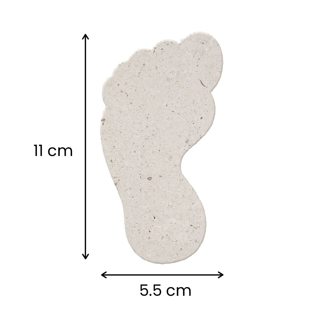 Footprint  (5.5 cm x 11 cm)