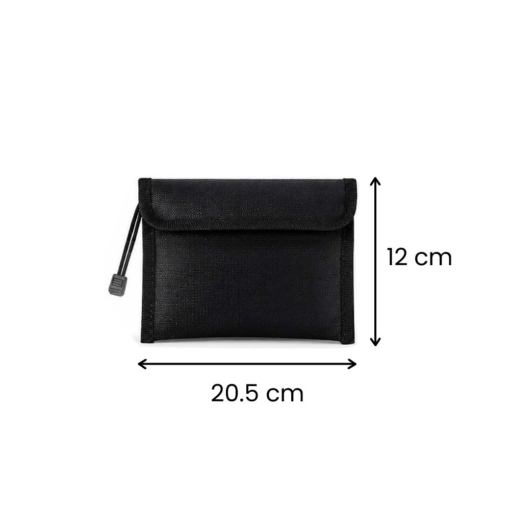 20.5 cm x 12 cm
